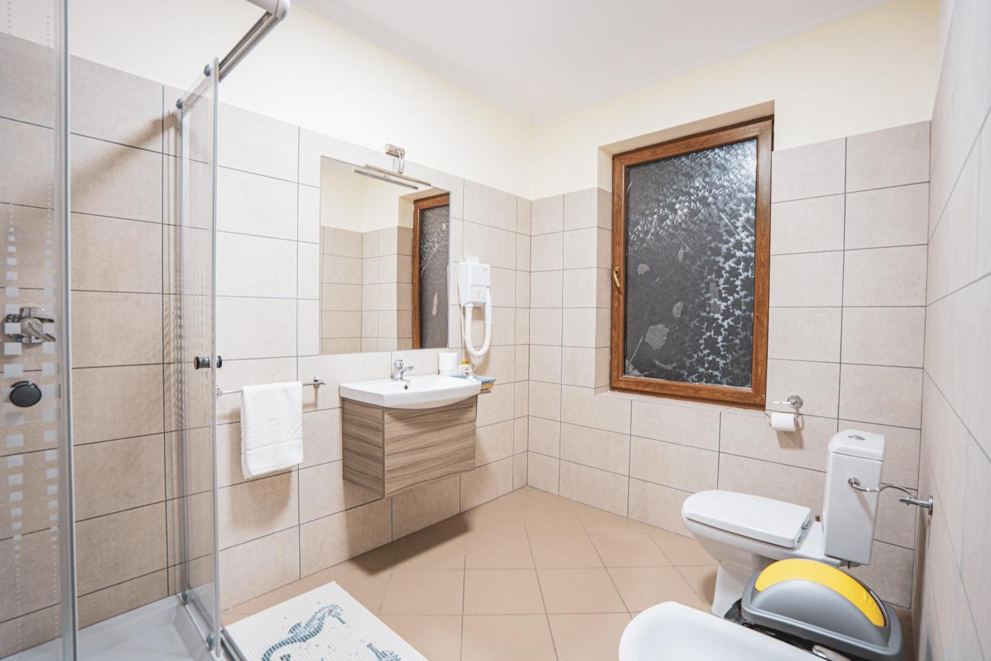 Hotel Rabbit Bran Moieciu de Jos Buitenkant foto