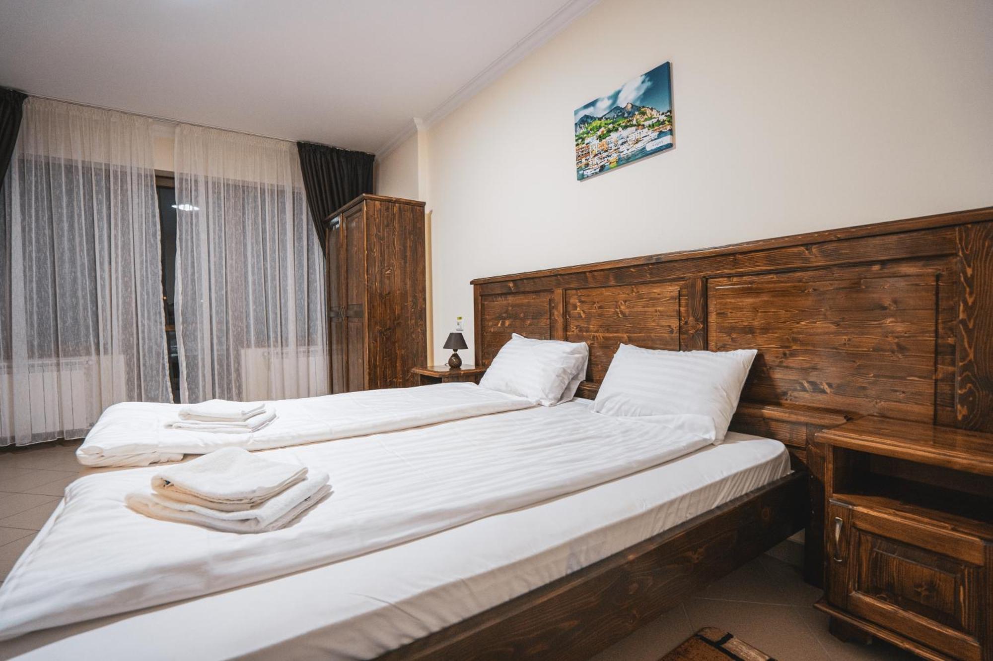 Hotel Rabbit Bran Moieciu de Jos Buitenkant foto